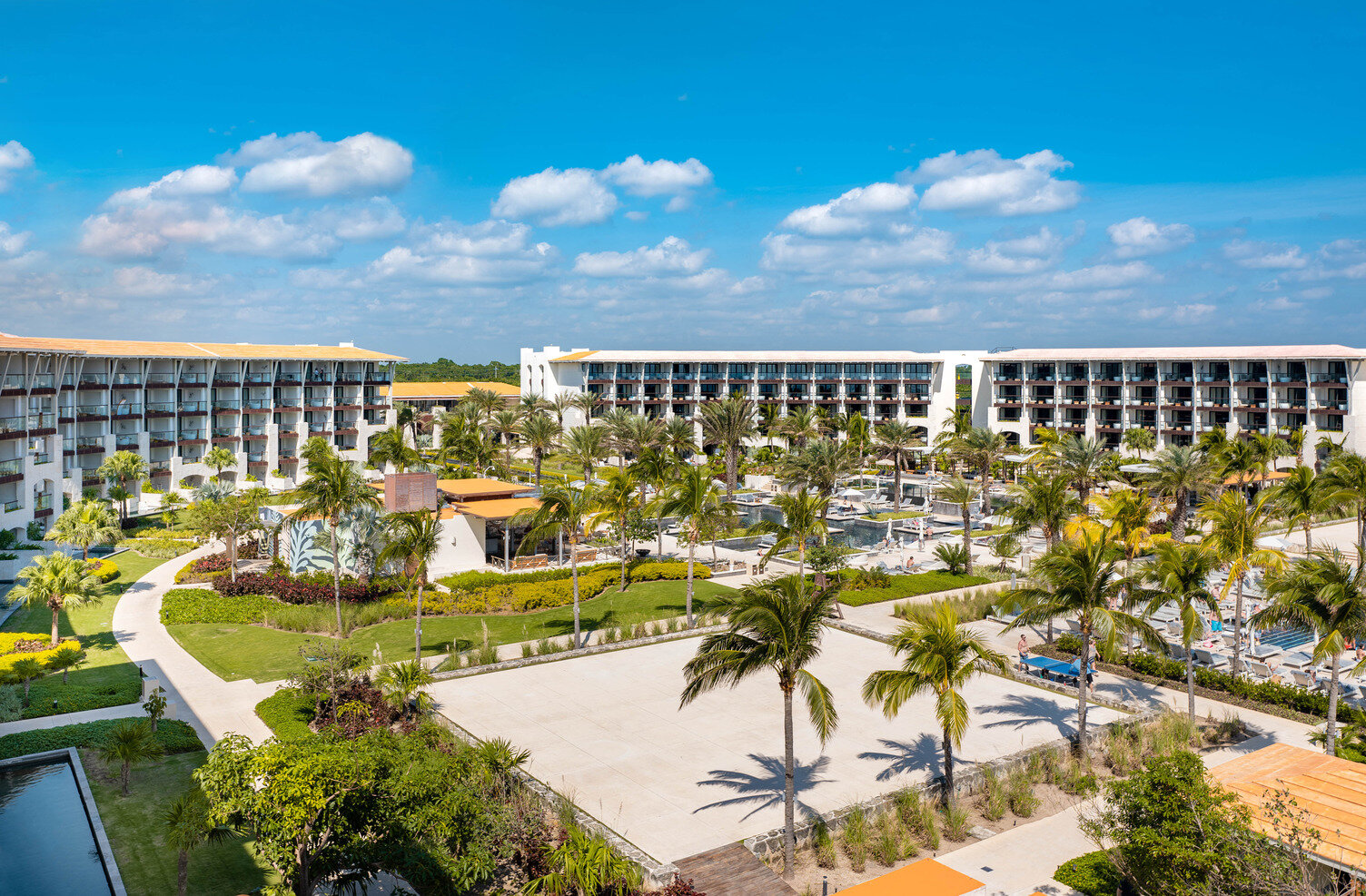drone footage of the Unico 20° 87° Hotel Riviera Maya