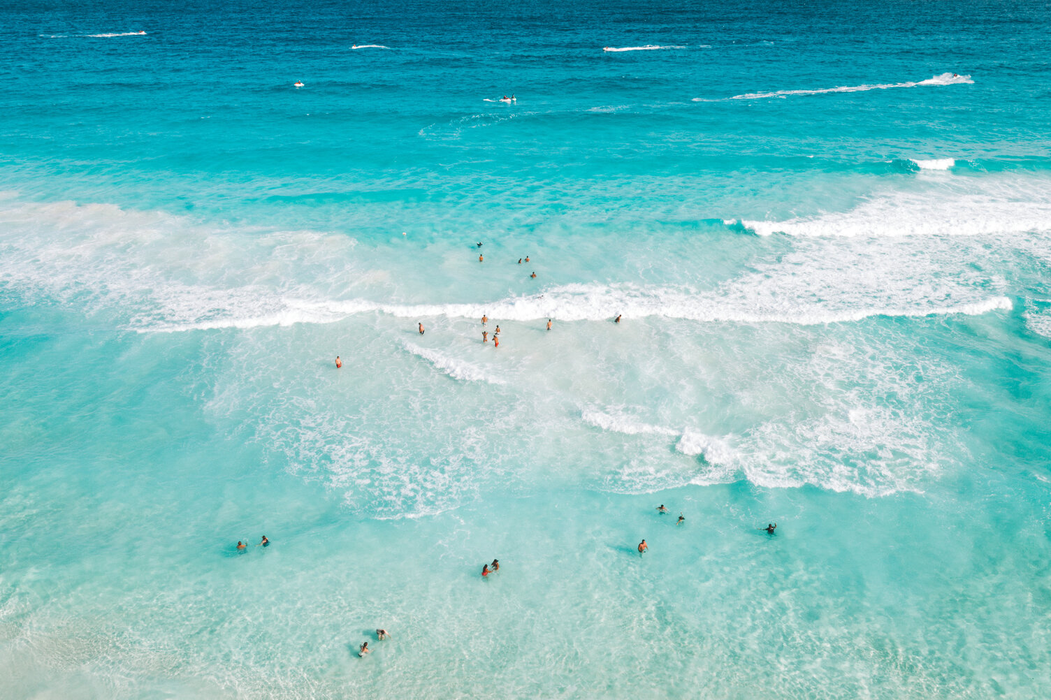 Beautiful ocean waves